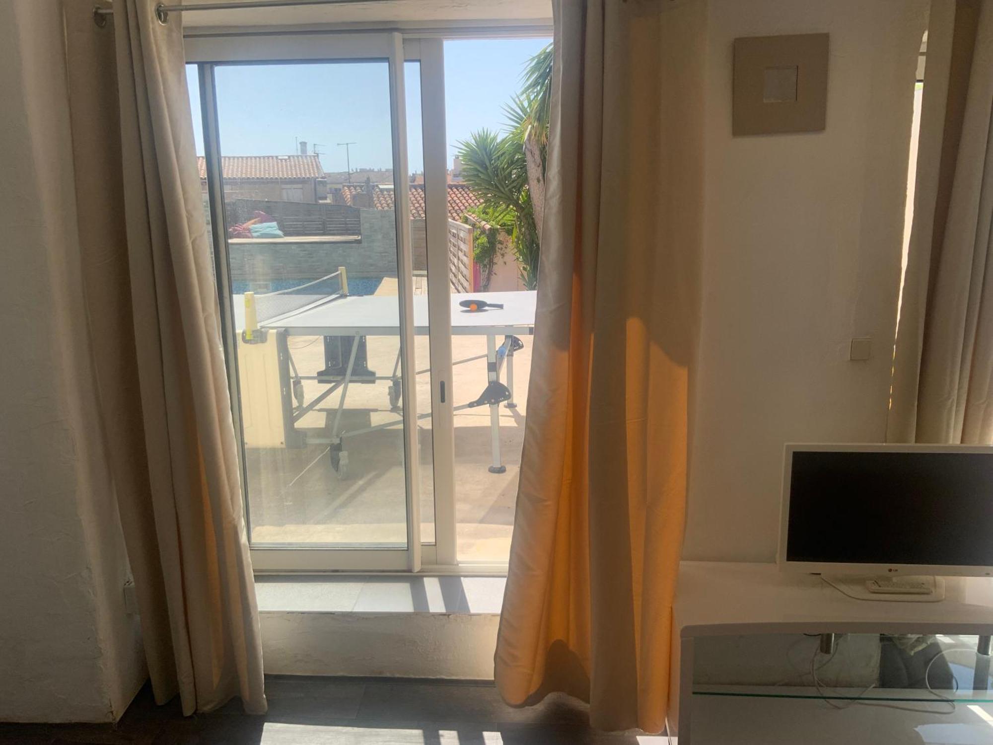 Pour 4 Face A La Piscine Apartment Marseille Exterior photo